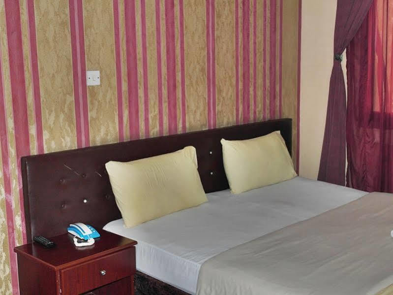Golden Star Hotel Dubai Ngoại thất bức ảnh